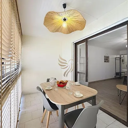 4pers-terrace-clim-wifi-parking Fréjus